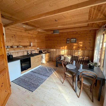 Just Lodges Orissaare ภายนอก รูปภาพ