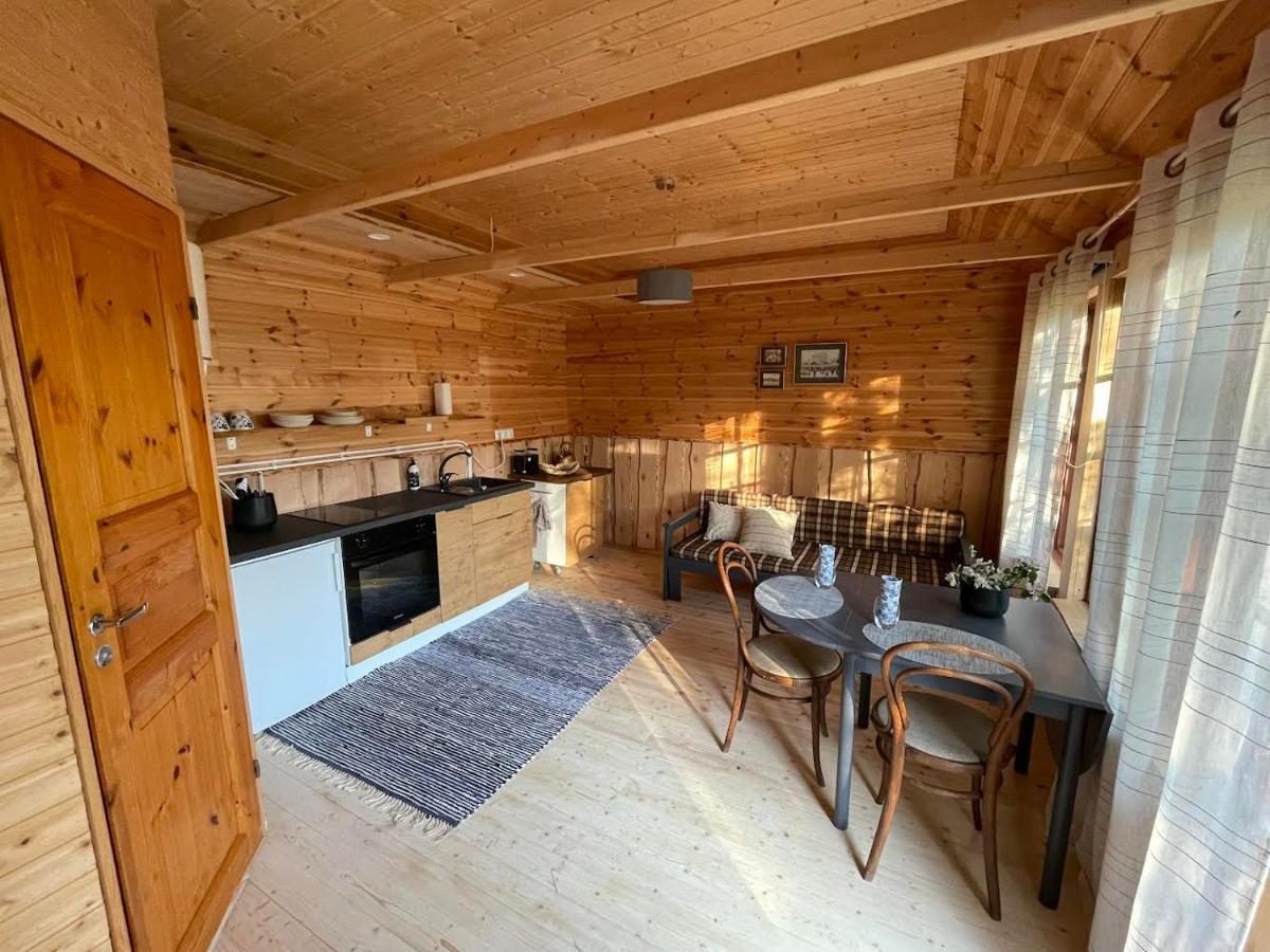 Just Lodges Orissaare ภายนอก รูปภาพ